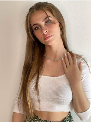 Индивидуалка Лолита Фотография 2